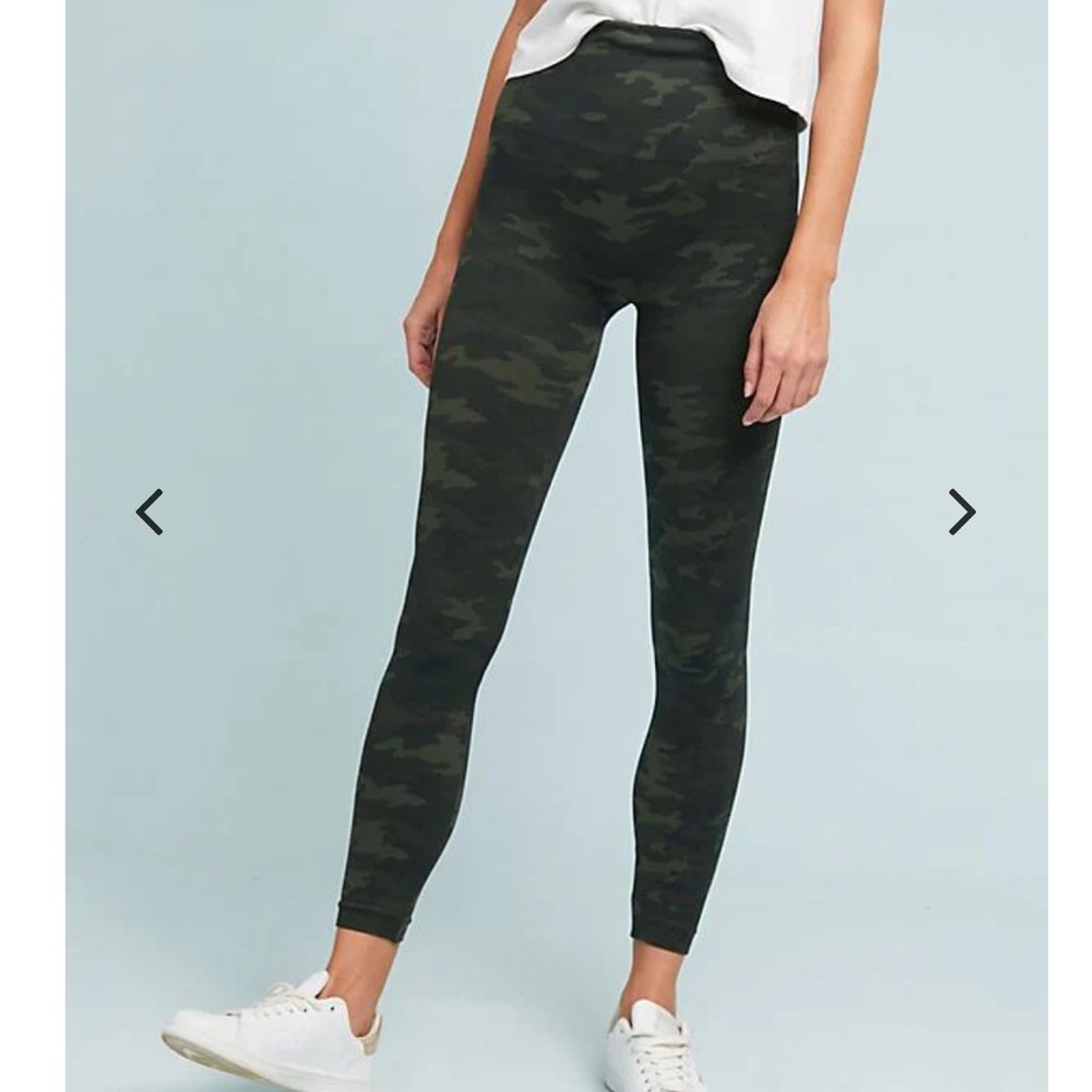 SPANX Look at me Now Camo Leggings - Picture 2 of 8